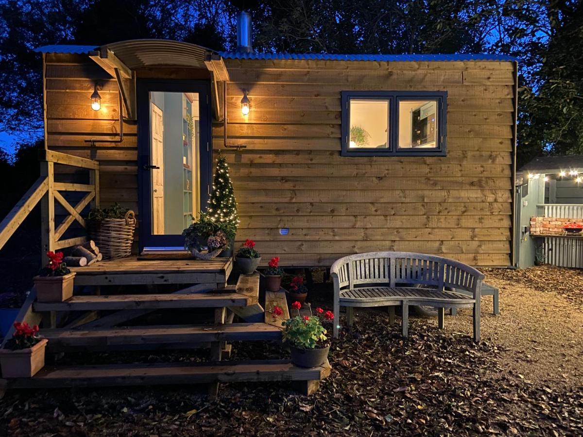 Cosy Double Shepherds Hut In Beautiful Wicklow With Underfloor Heating Throughout Rathnew Екстер'єр фото