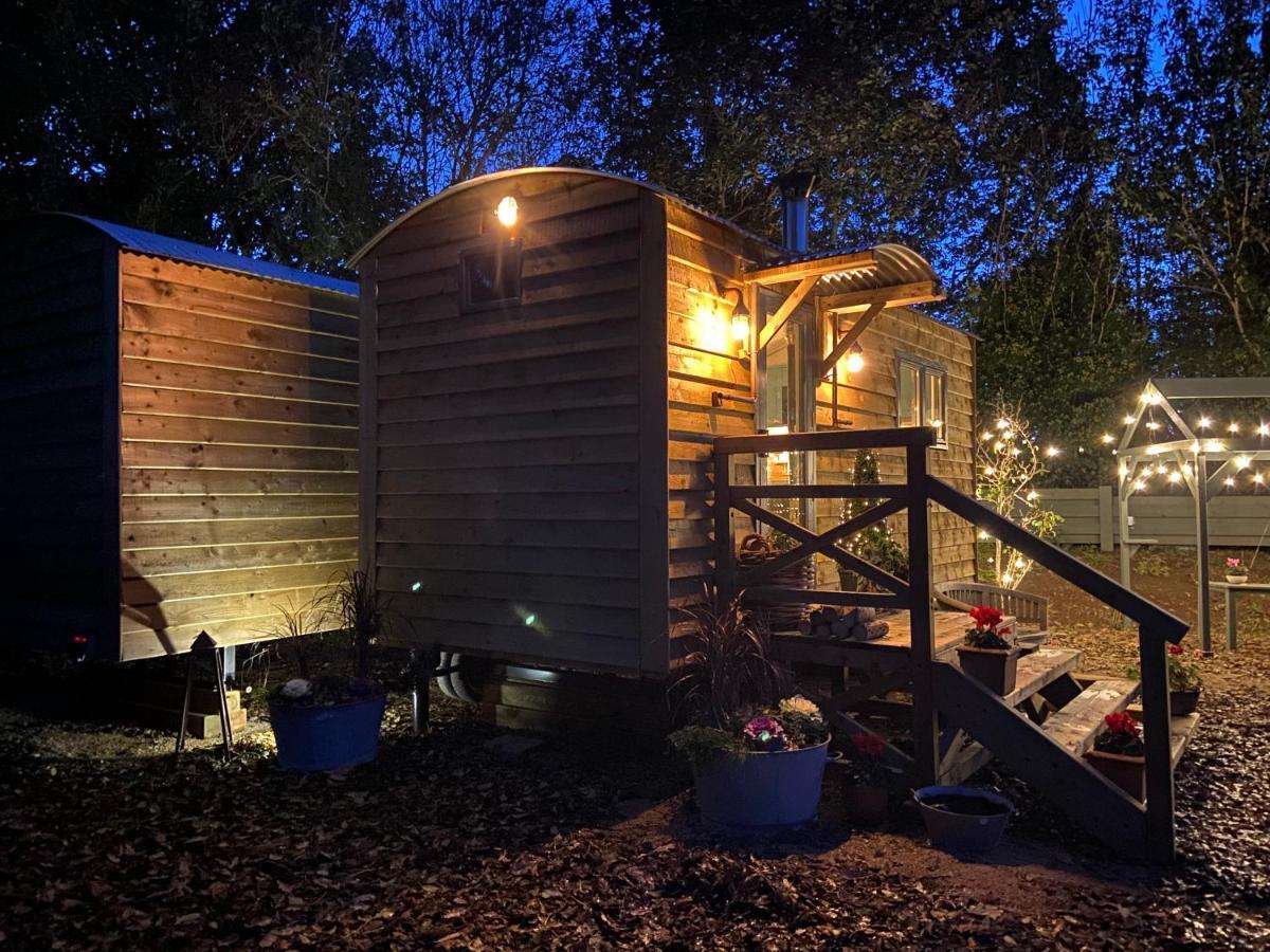 Cosy Double Shepherds Hut In Beautiful Wicklow With Underfloor Heating Throughout Rathnew Екстер'єр фото