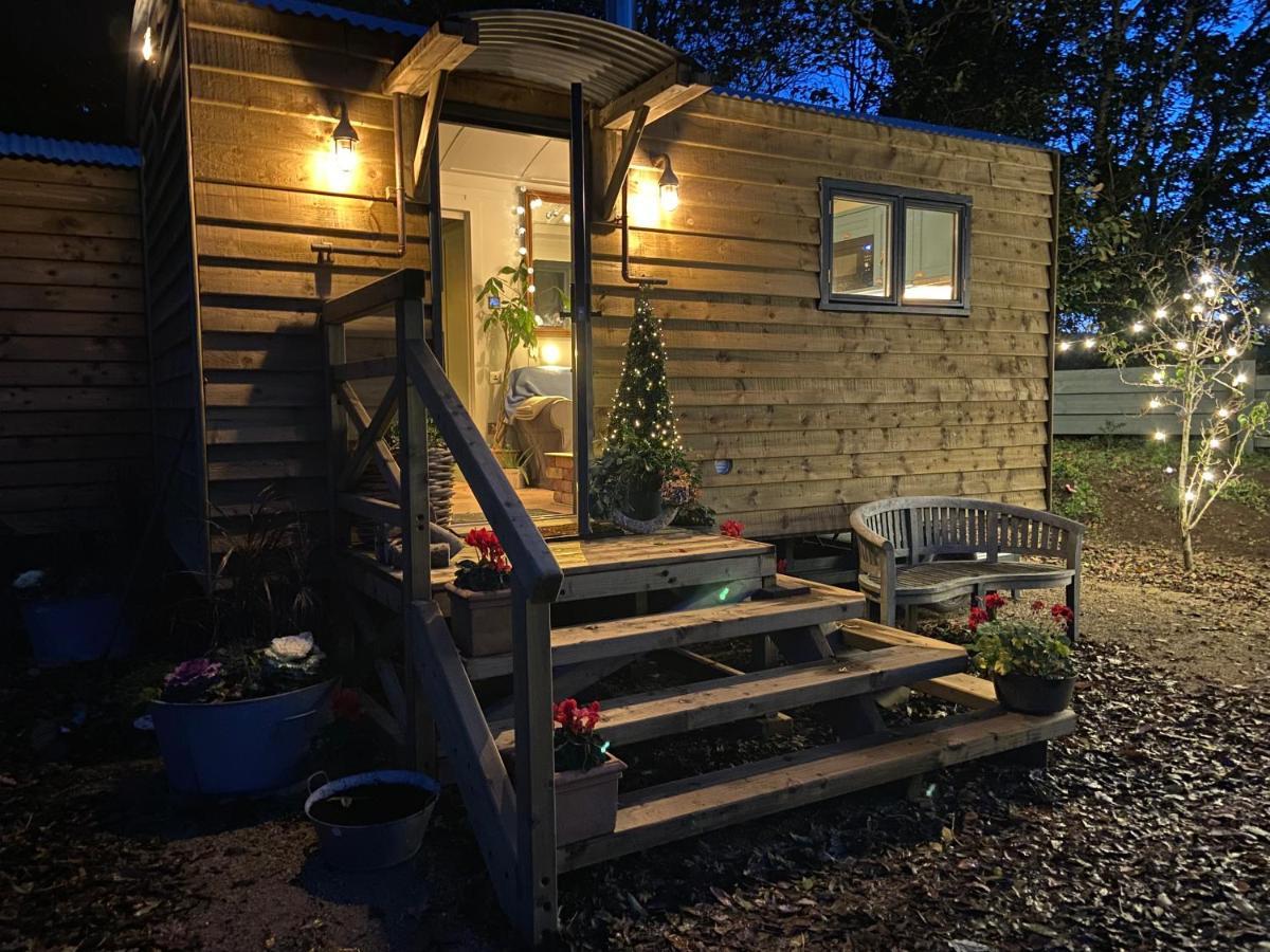 Cosy Double Shepherds Hut In Beautiful Wicklow With Underfloor Heating Throughout Rathnew Екстер'єр фото