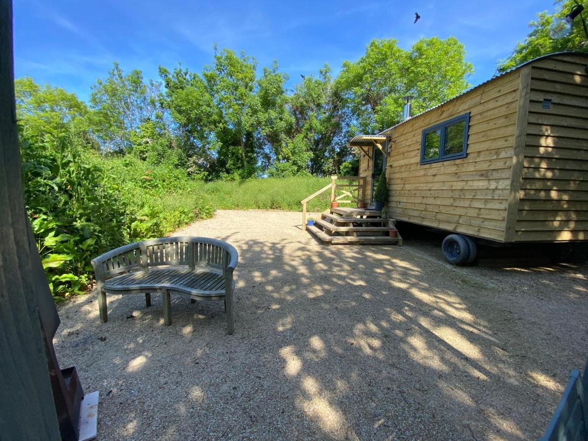 Cosy Double Shepherds Hut In Beautiful Wicklow With Underfloor Heating Throughout Rathnew Екстер'єр фото